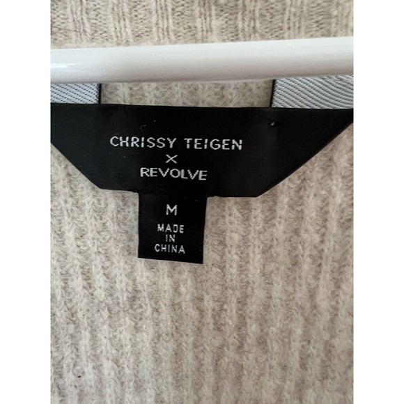 Chrissy Teigen X Revolve Size Medium Long Sleeve Tan Cream Yak Wool Blend - Picture 4 of 7